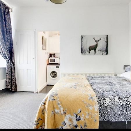 Hooton Apartment 1 Bed Kilnhurst Экстерьер фото